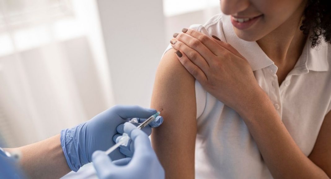 Covid-19: Blumenau reabre agendamento de vacina para 52 ...