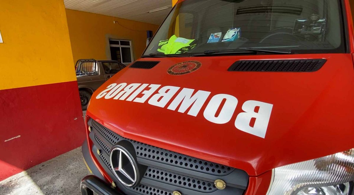 Idosa é conduzia ao hospital após ser atropelada em Blumenau