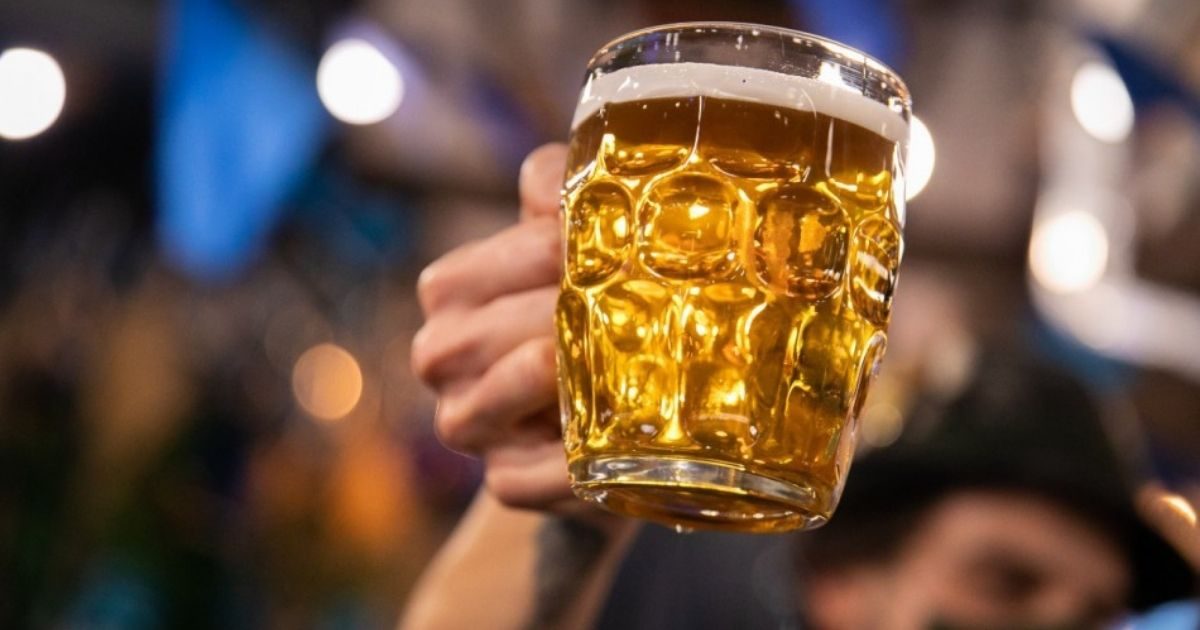 Prefeitura de Blumenau abre licitação para cervejarias artesanais participarem da 37ª Oktoberfest