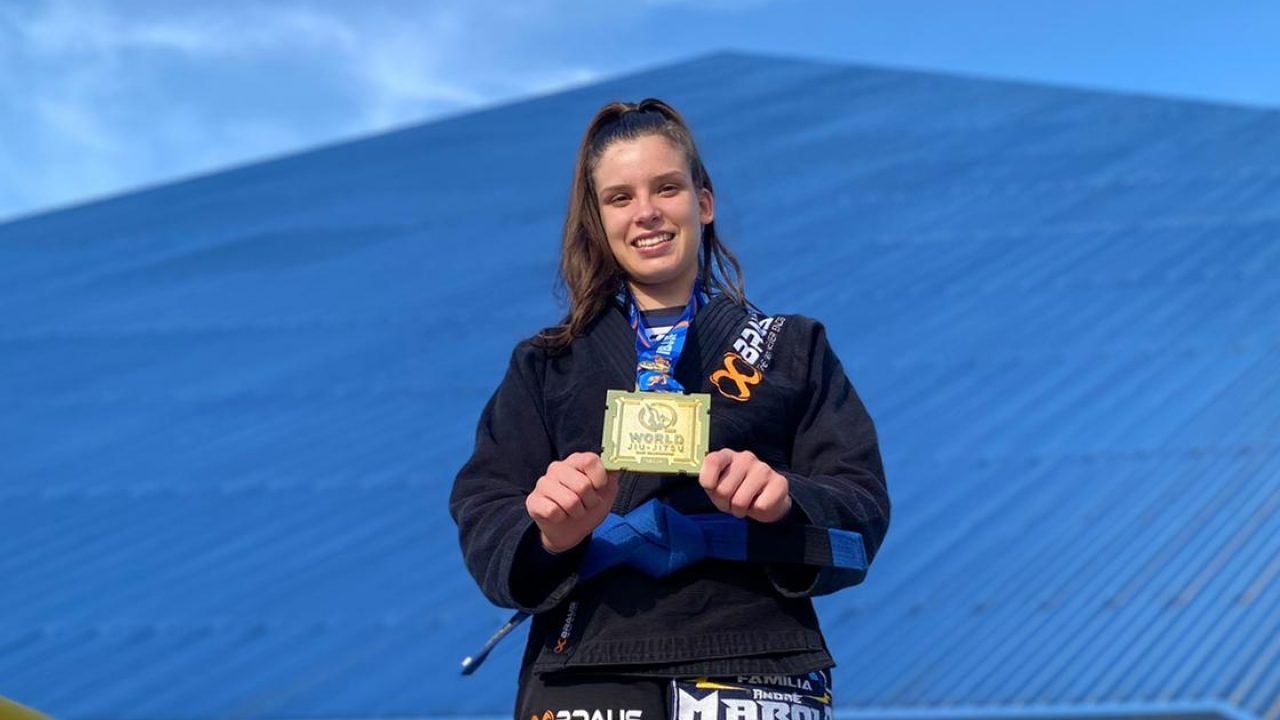 Campeã mundial de Jiu-jitsu, lutadora sobreviveu de doações na pandemia:  comecei a vender trufa no sinal, sul de minas