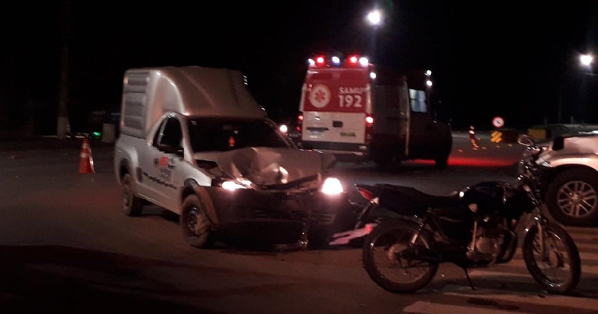 Colisão entre carro e duas motos deixa pessoas feridas em Gaspar