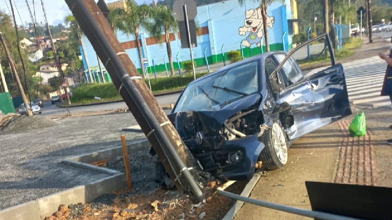 Morador de Blumenau tem carro furtado na Rua República Argentina