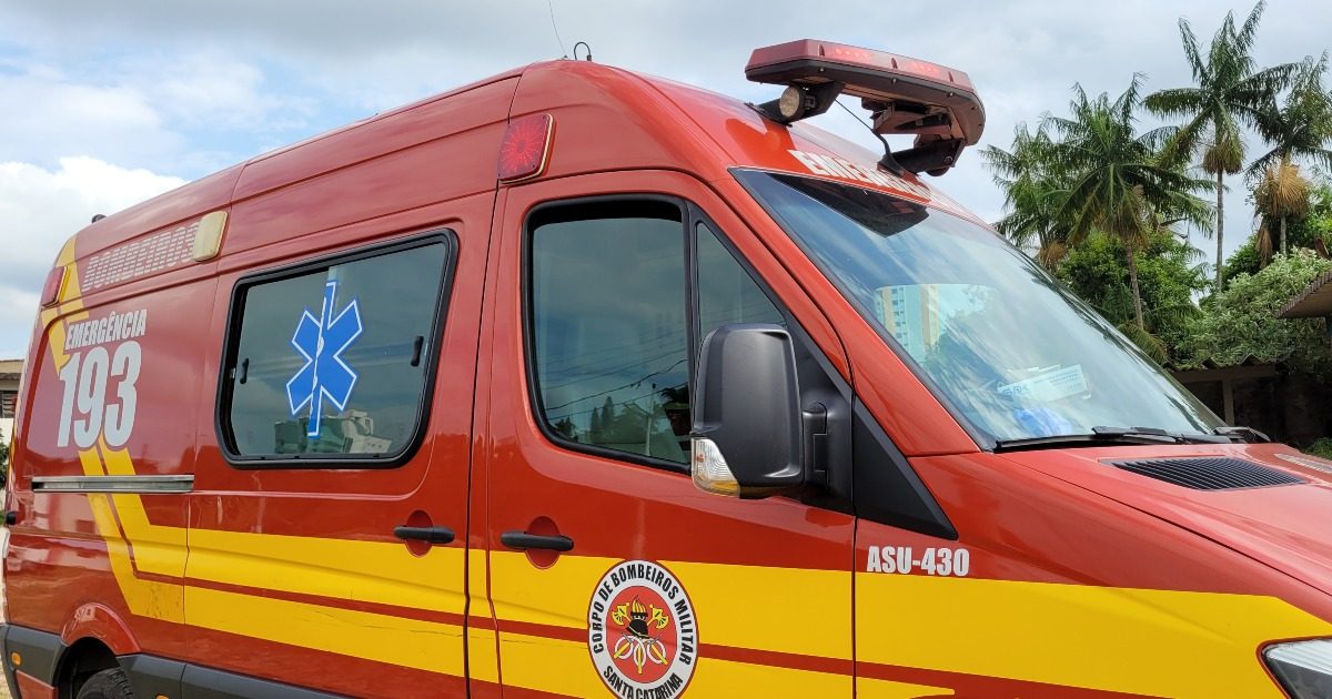 ambulância do corpo de bombeiros militar