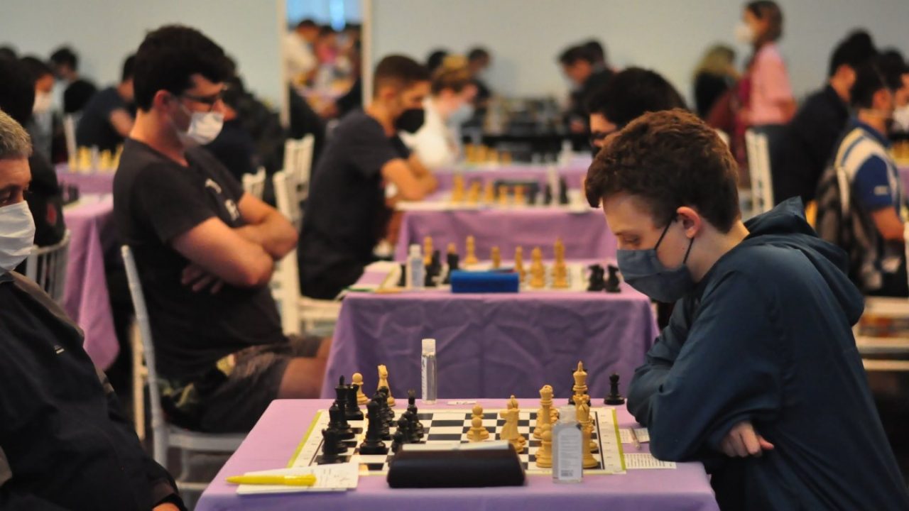 Maior campeonato de xadrez do Brasil reunirá 550 competidores em  Florianópolis