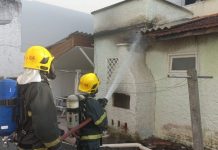 Incêndio perto de churrasqueira residencial mobiliza Corpo de Bombeiros em Gaspar