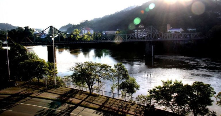 ponte, ponte de ferro, rio, rio itajaí açu, itajaí açu, blumenau, cidade de blumenau, manhã, nascer, previsão, sol, tempo blumenau