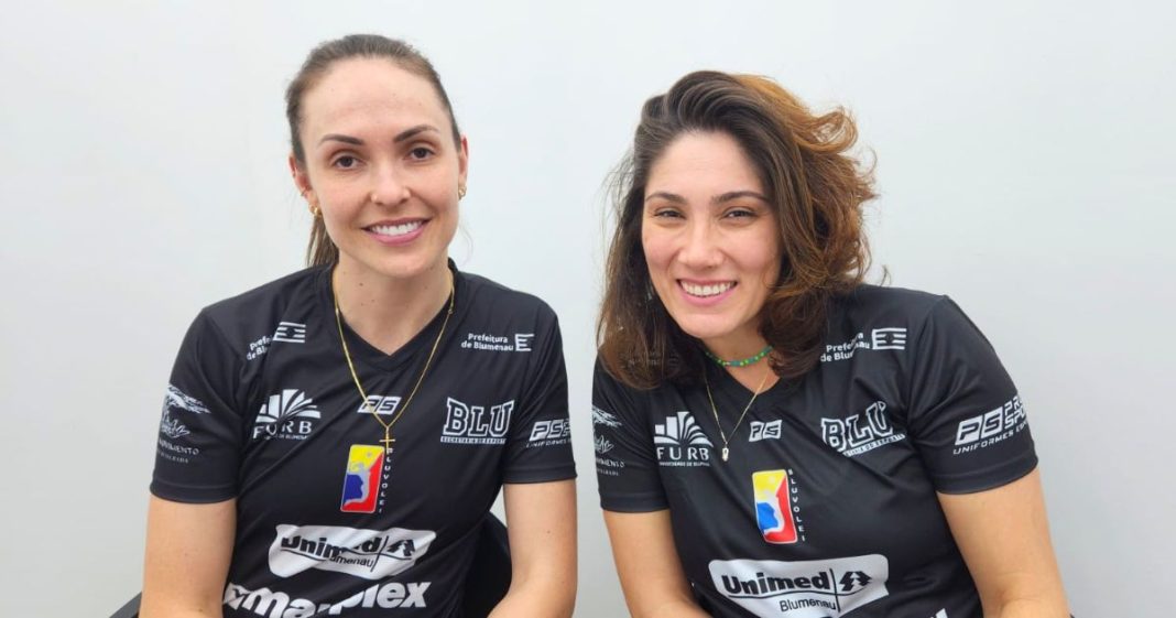 Andressa Gelenski e Natasha Farínea, atletas do Bluvolei