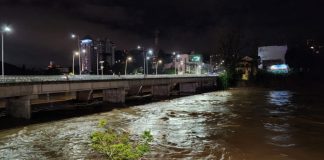 Saiba como está o nível do rio Itajaí-Açu em Blumenau na madrugada deste domingo