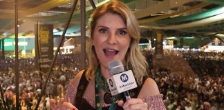 Fernanda Rosa no Camarote Spaten na Oktoberfest Blumenau