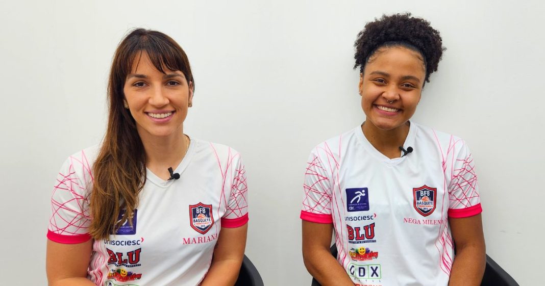 Mariana Camargo e Milena de Souza são atletas do basquete feminino de Blumenau