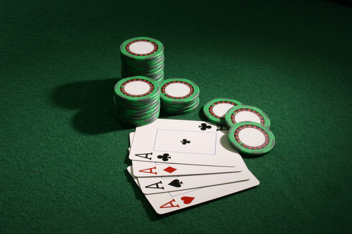 Como jogar blackjack  Regras, probabilidades e estratégias do
