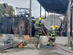 Incêndio atinge tanque de piche de empresa de produção de asfalto em Blumenau