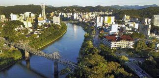 Onda de calor continuará durante o Carnaval no Vale do Itajaí, diz Defesa Civil de Santa Catarina