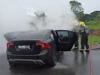 Incêndio em carro mobiliza Corpo de Bombeiros em Rio do Sul