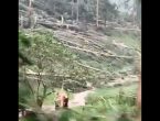 VÍDEO - Tornado atinge cidade no Oeste de Santa Catarina, diz Defesa Civil