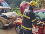 Aprendiz de autoescola colide frontalmente com Brasília em Gaspar e acaba hospitalizada