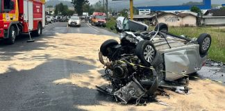 Bombeiros confirmam morte de mulher em grave acidente em Gaspar