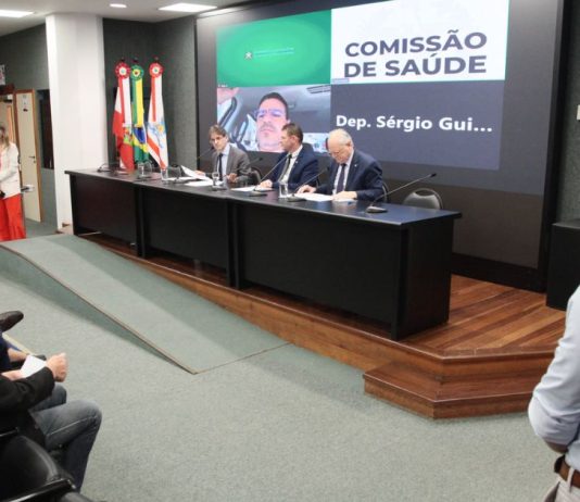 Comissão de Saúde na Alesc aprova projeto sobre medicamentos a base de canabidiol