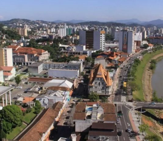 Blumenau terá manifestação pelo fim da escala 6x1 nesta sexta-feira