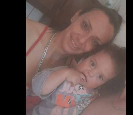 Divulgado horário do velório de mulher e bebê que morreram em acidente grave em Pomerode