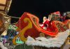 GALERIA - Terceiro desfile de Natal em Blumenau arrasta multidão para as ruas e encanta espectadores