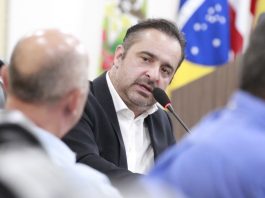 O que presidente do Samae de Blumenau disse na Câmara sobre falta de água e investimentos